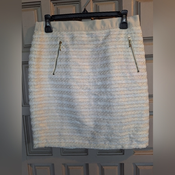 Love 21 Tweedy Skirt SzM Zip Back Vanilla/Creme Color Stripes Zip Pockets - Picture 1 of 8
